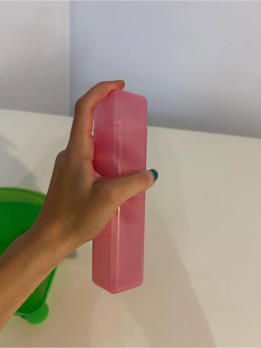 Green Sandwich Container with Pink Utensil Tube - Durable Food Storage